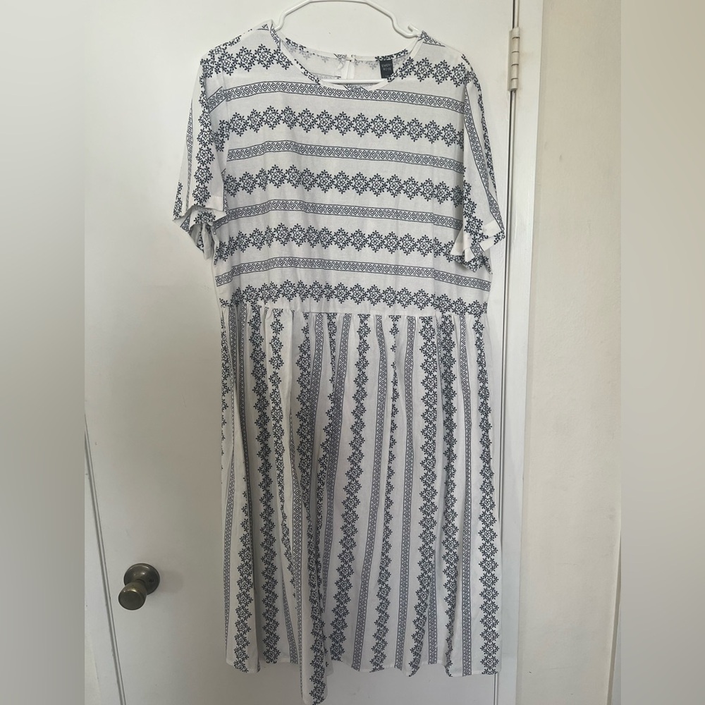 Chic Navy and White Striped Midi Dress